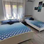 Pansiyon Viktor And 2