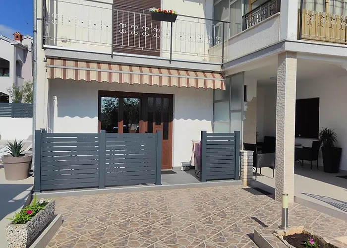 Viktor And 2 Privatunterkunft Rovinj