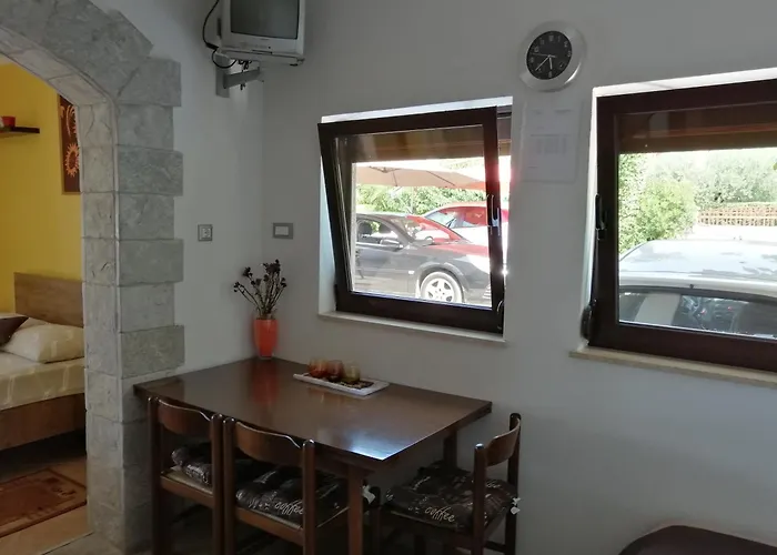 Viktor And 2 Privatunterkunft Rovinj