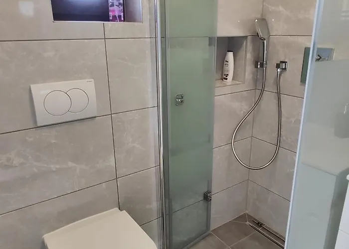 Viktor And 2 Privatunterkunft *