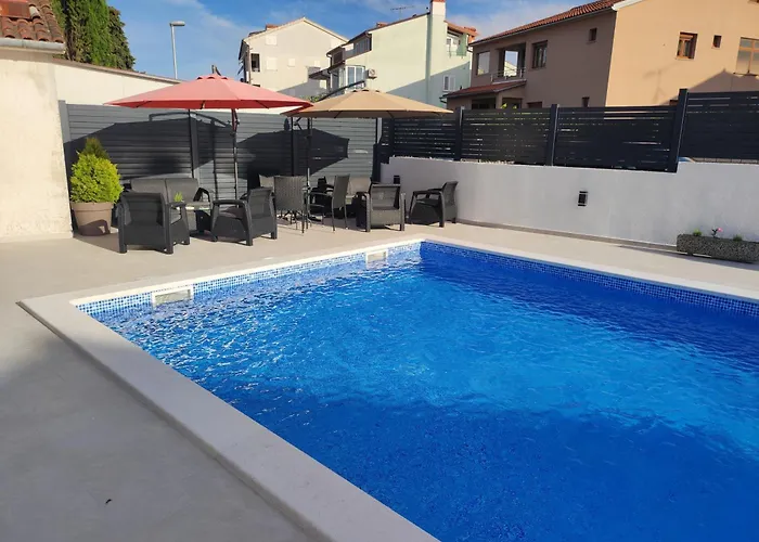 Viktor And 2 Privatunterkunft Rovinj