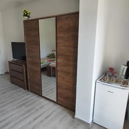 Viktor And 2 Ostanak kod kuće Rovinj