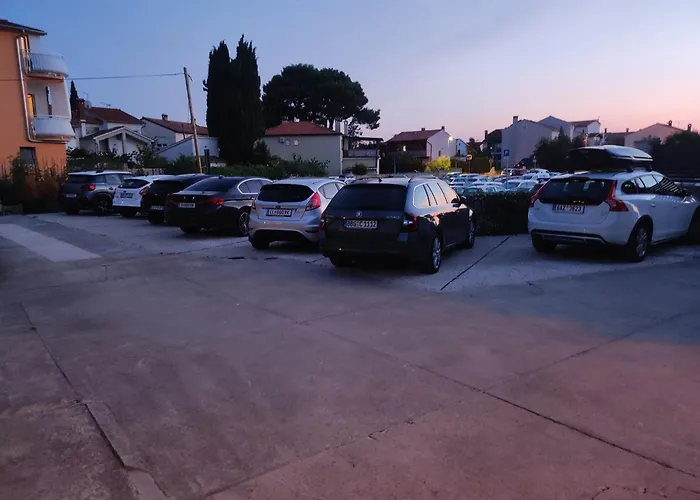 Viktor And 2 Pansiyon *