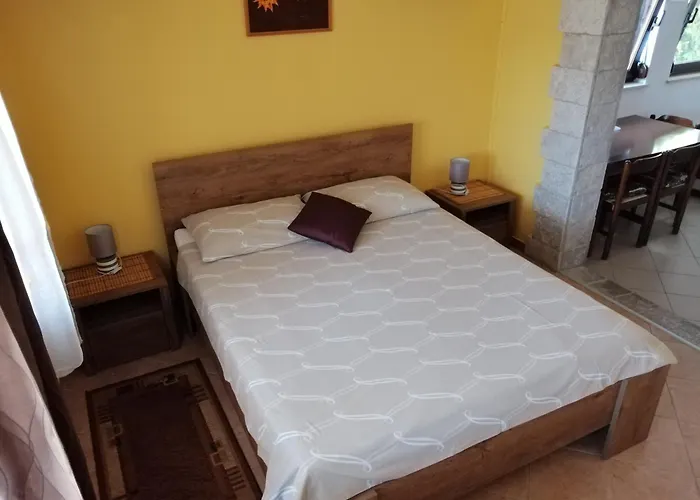 Pansiyon Viktor And 2 Rovinj