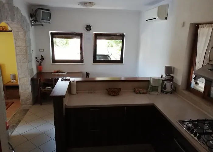 Pansiyon Viktor And 2 *